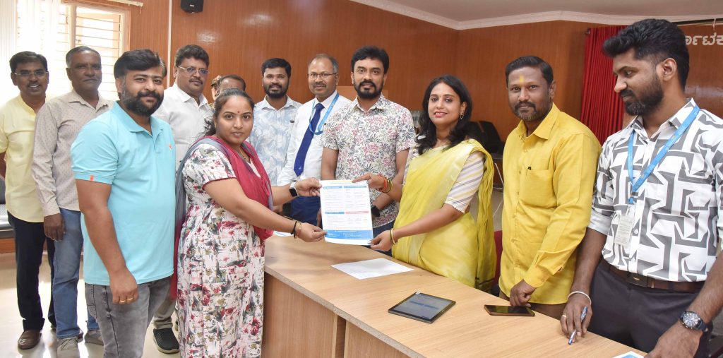 ಪತ್ರಕರ್ತರಿಗೆ ಗಿಗ್ ಸ್ಟಾರ್ ಖಾತೆ ತೆರೆಯುವ ಅಭಿಯಾನ ಕೆನರಾ ಬ್ಯಾಂಕಿನ ಯೋಜನೆಗೆ ಜಿಲ್ಲಾಧಿಕಾರಿ ಶುಭಾ ಕಲ್ಯಾಣ್ ಚಾಲನೆ